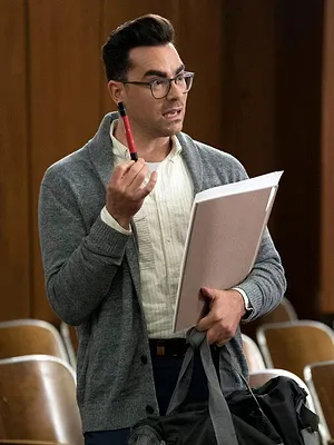 Modern Family S10 E6