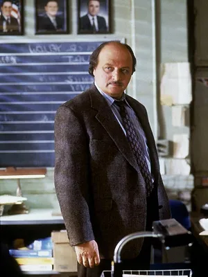 New York Police Blues S3 E16