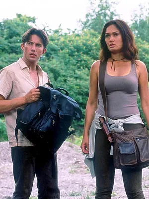 Sydney Fox, l'aventurière S3 E1