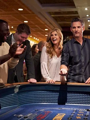 Dirty John S1 E1