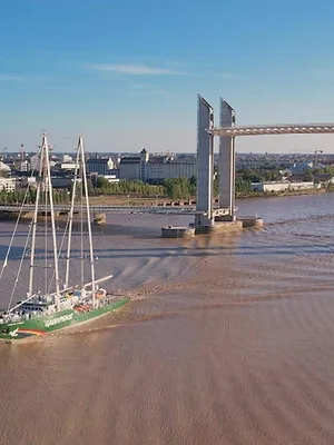 Ponts de Bordeaux : technologies de haut vol