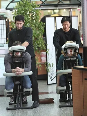 Modern Family S2 E16