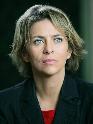 Une femme d'honneur S1 E36