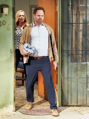 Mom S8 E16