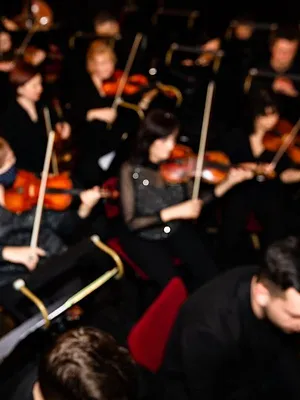 Lucas et Arthur Jussen et l'orchestre philharmonique de Monte-Carlo