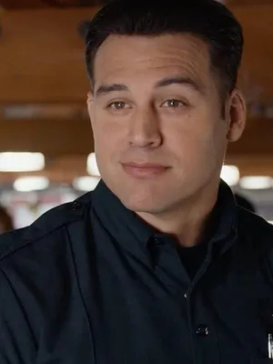 9-1-1 S9 E13