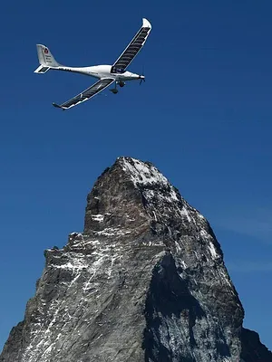 SOLARSTRATOS