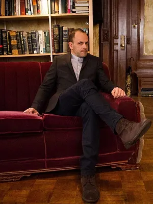 Elementary S5 E21