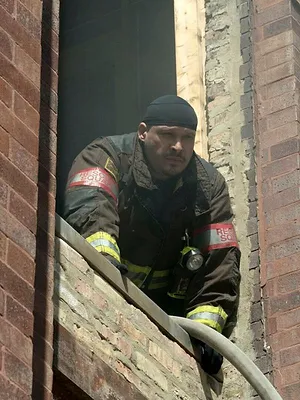 Chicago Fire S6 E23