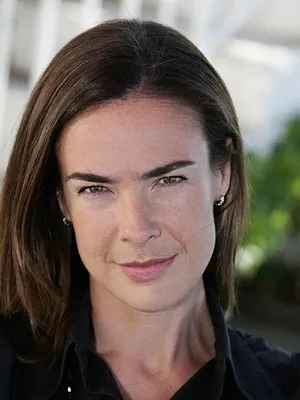 Sous le soleil S1 E12