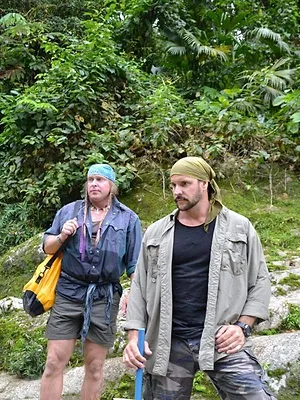 Dual Survival