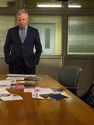 Elementary S7 E9
