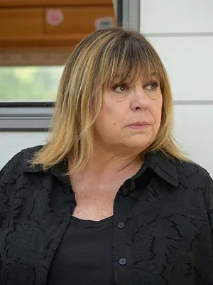La Stagiaire S10 E4