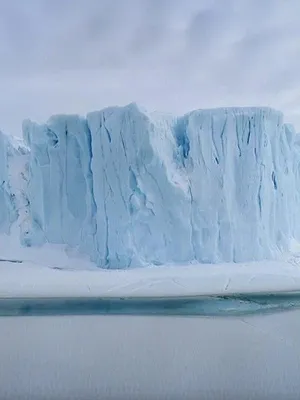 La face cachée des pôles