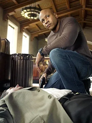 NCIS : Los Angeles S1 E12