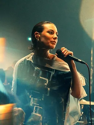 Adé en concert à la Flèche d'Or