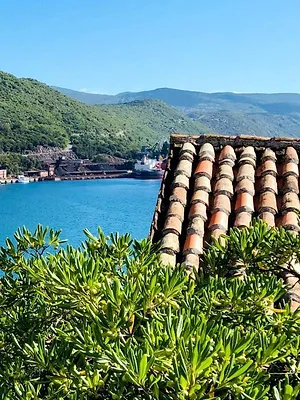 Auf den Schienen des Doppeladlers