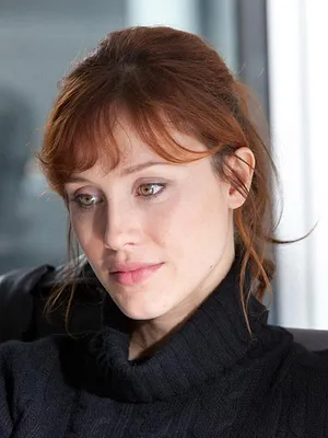 Crossing Lines S2 E1