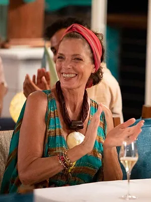 Meurtres au paradis S11 E1