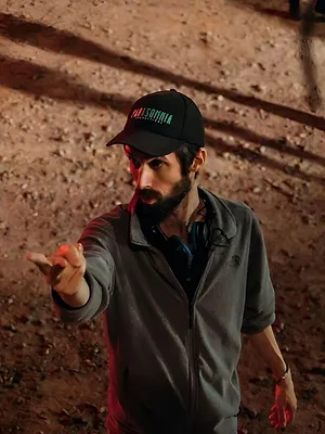 37 : L'Ombre et la Proie