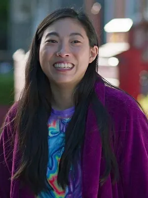 Awkwafina Is Nora from Queens S1 E1