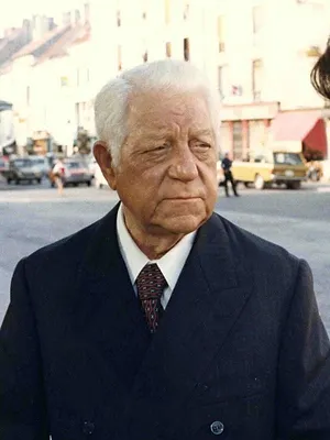 Deux hommes dans la ville