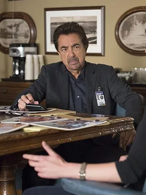 Esprits criminels S12 E5