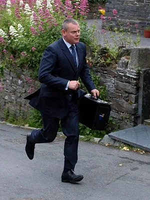 Doc Martin S2 E2