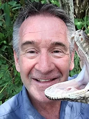 Chasseur de serpents