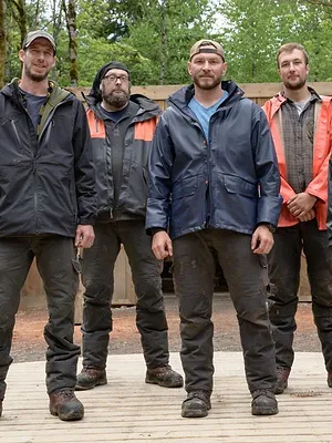 Les maîtres de la tronçonneuse