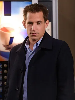 La Stagiaire S4 E7