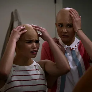 Alexa & Katie