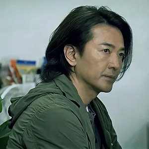 Million-Follower Detective