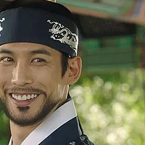 Rookie Historian Goo Hae-Ryung