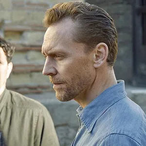 Pompéi : Tom Hiddleston remonte le temps