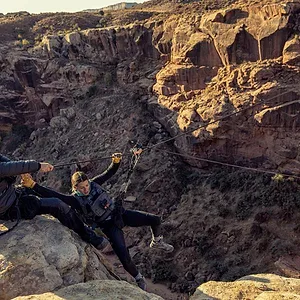 En pleine nature avec Bear Grylls