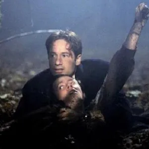 X-Files : Aux frontières du réel