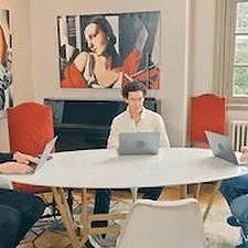 L'Agence - L'immobilier de luxe en famille