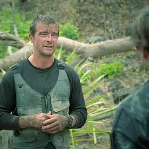 À leurs trousses : Bear Grylls contre les célébrités