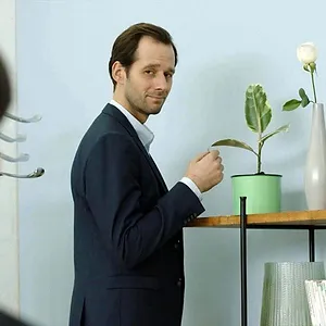 S1 E9 : La vieille école