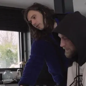 ORELSAN : Montre jamais ça à personne