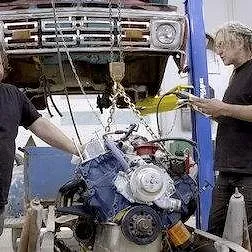 Les mécanos de Rust Valley