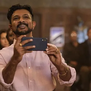 Ghosts : Fantômes à la maison