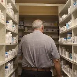 Le Pharmacien