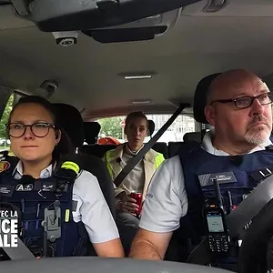 En route avec la police