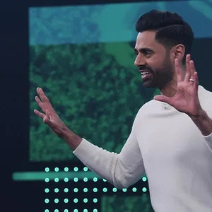 Hasan Minhaj : Un patriote américain