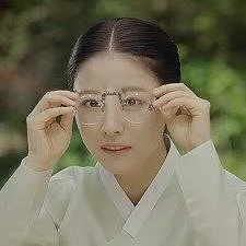 Rookie Historian Goo Hae-Ryung