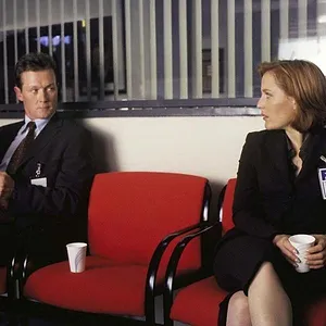 X-Files : Aux frontières du réel