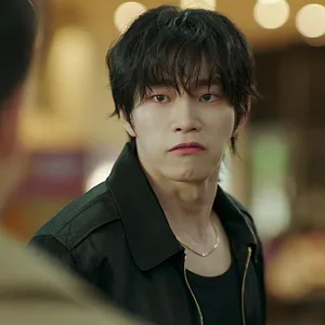 Le miroir aux idoles