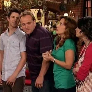 Les Sorciers de Waverly Place